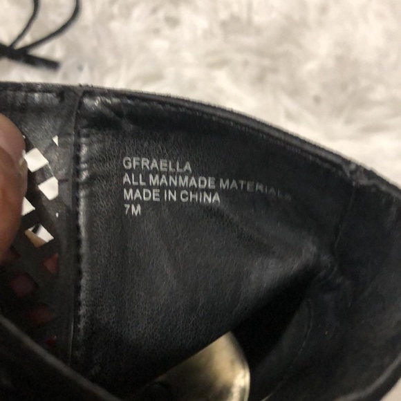 Guess Women’s Heels Tie Up - Picture 7 of 8